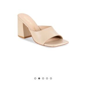 Stuart Weitzman Tia Sandals 8.5